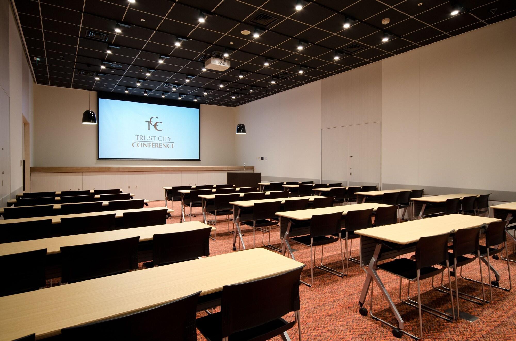 Courtyard By Marriott Tokyo Station Hotel Exterior photo